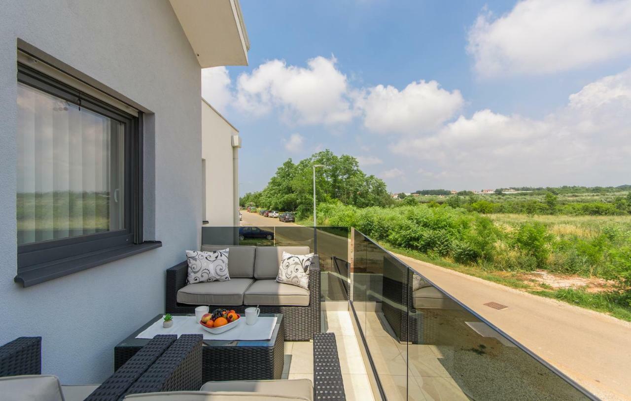 Apartment Lunne Novigrad  Zewnętrze zdjęcie