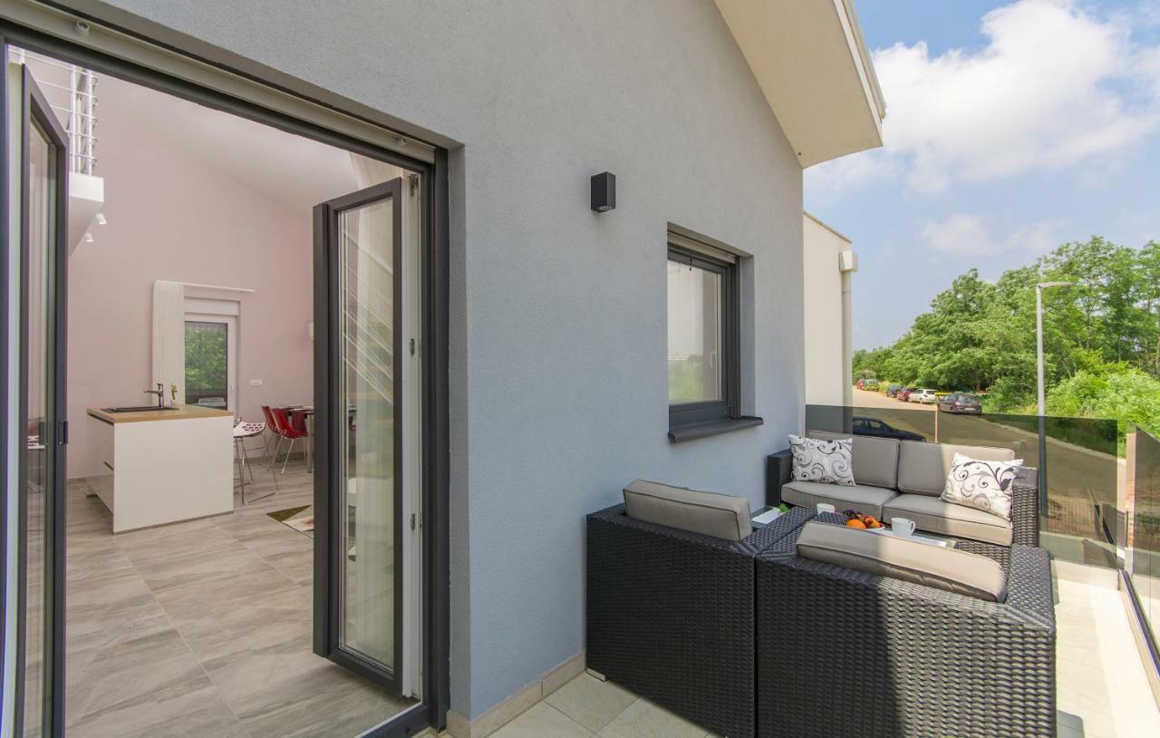 Apartment Lunne Novigrad  Zewnętrze zdjęcie