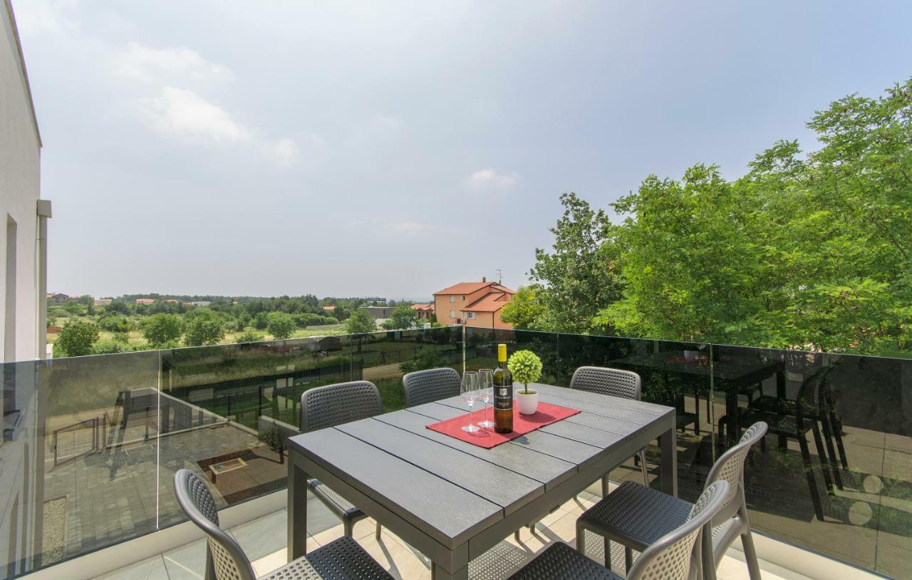 Apartment Lunne Novigrad  Zewnętrze zdjęcie